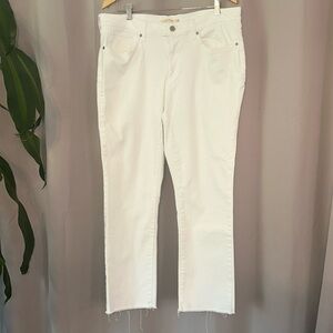 Levi Classic straight white jeans
